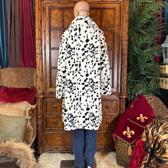 NWOT Avec Les Filles Dalmatian Black White Faux Fur Coat - Picture 5 of 14